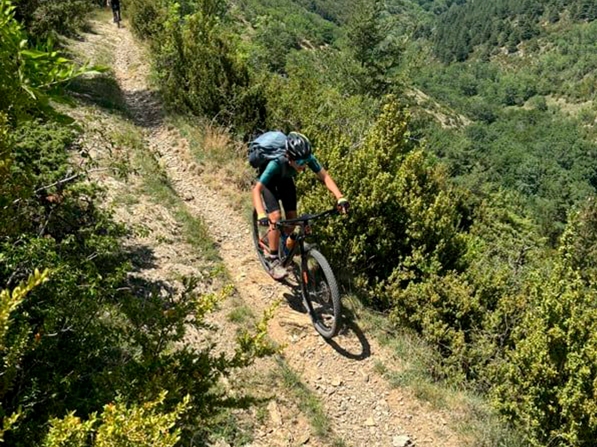 MTB ATHLETES (12–17 años)